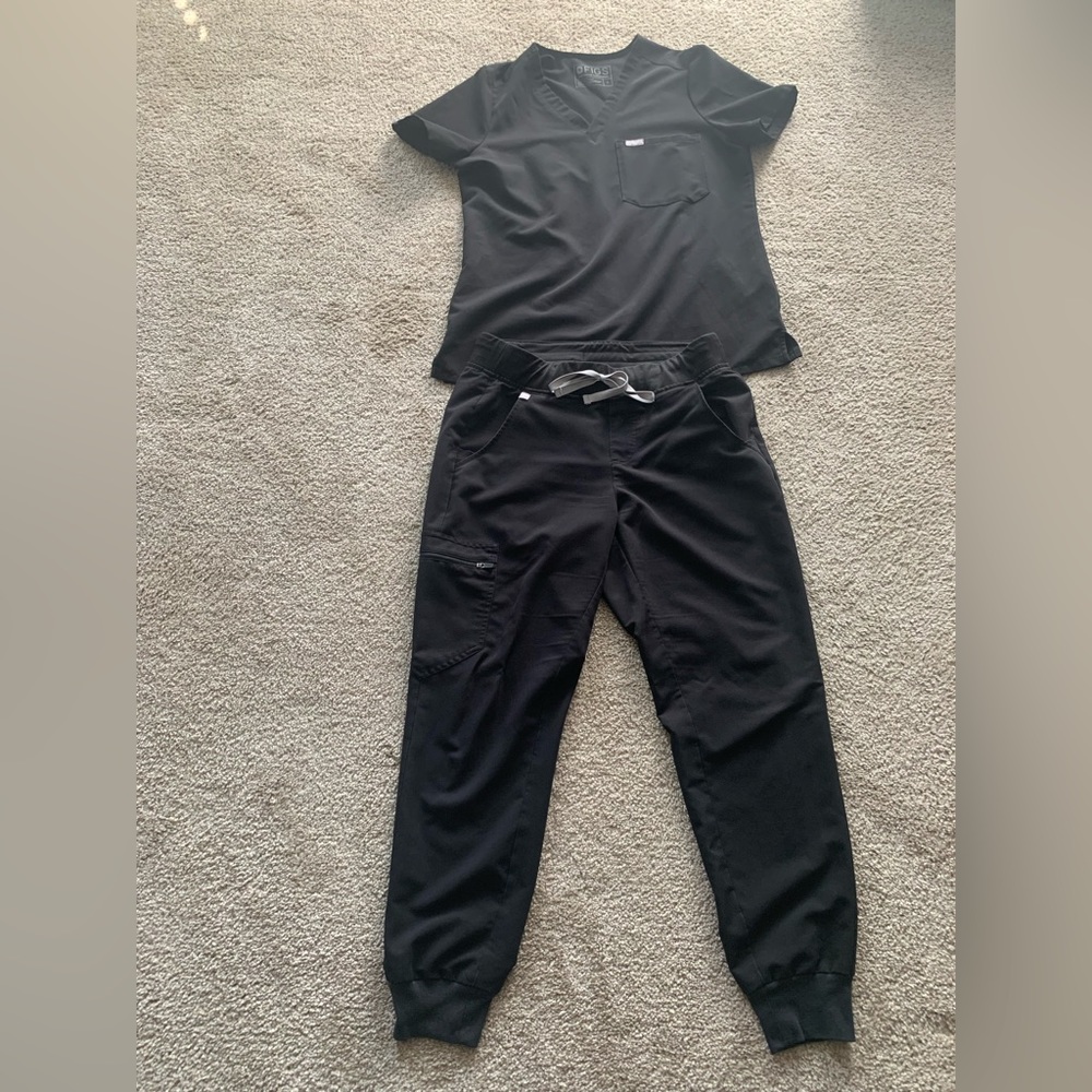 Figs Black Scrub Set Size M- Medium petite
